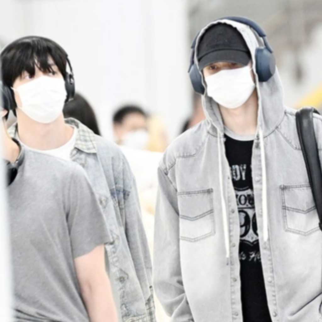 【PHOTO】TOMORROW X TOGETHER、海外スケジュールを終えて韓国に到着