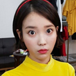 まるで白雪姫！IU、ショートヘア＆カチューシャのキュートな近況写真に視線集中