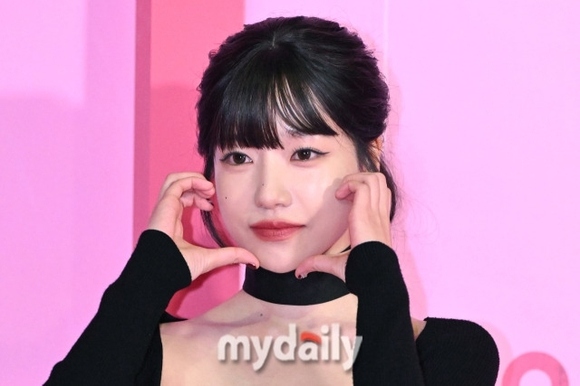 IZ*ONE ユリ ユリ(IZ*ONE)」のアイデア 110 件 | ユリ, ゆり, モデル 写真
