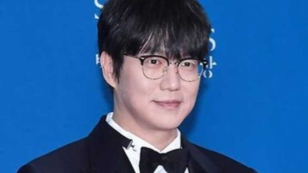 ソン・シギョン、事務所の法令違反疑惑を謝罪「深く反省…所得の申告漏れはない」