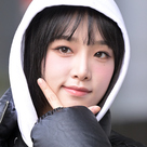 【PHOTO】IZ*ONE出身チェ・イェナ「2時脱出Cultwo Show」出演のため放送局へ