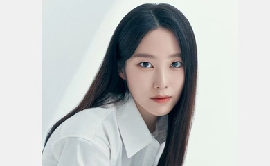 OH MY GIRL出身コン・ジホ、プロフィール写真を公開…女優として本格的に始動か