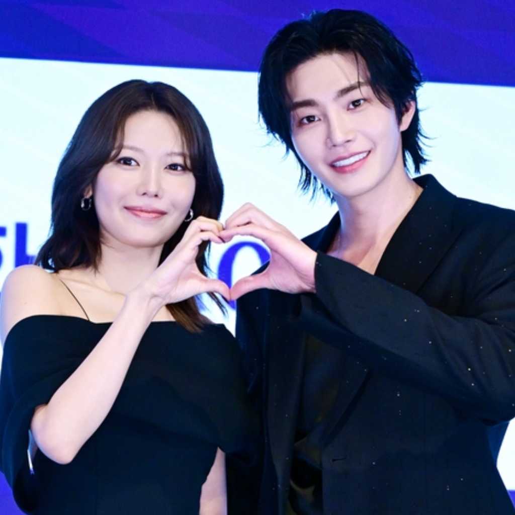 【PHOTO】少女時代 スヨン&キム・ジェヨンら、ドラマ「アイドルアイ」制作発表会に出席