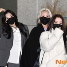 【PHOTO】DREAMCATCHER「週刊アイドル」の収録に参加…颯爽とスタジオへ（動画あり）