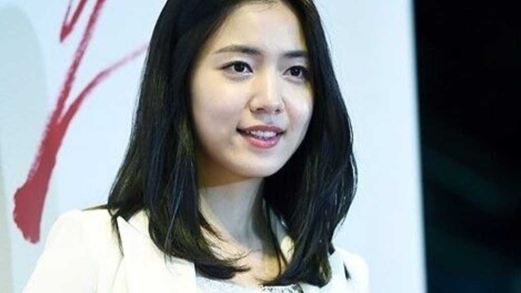 ファヨン、9月に結婚へ！お相手との写真と共に報告「愛を超えてお互いの全てになる」