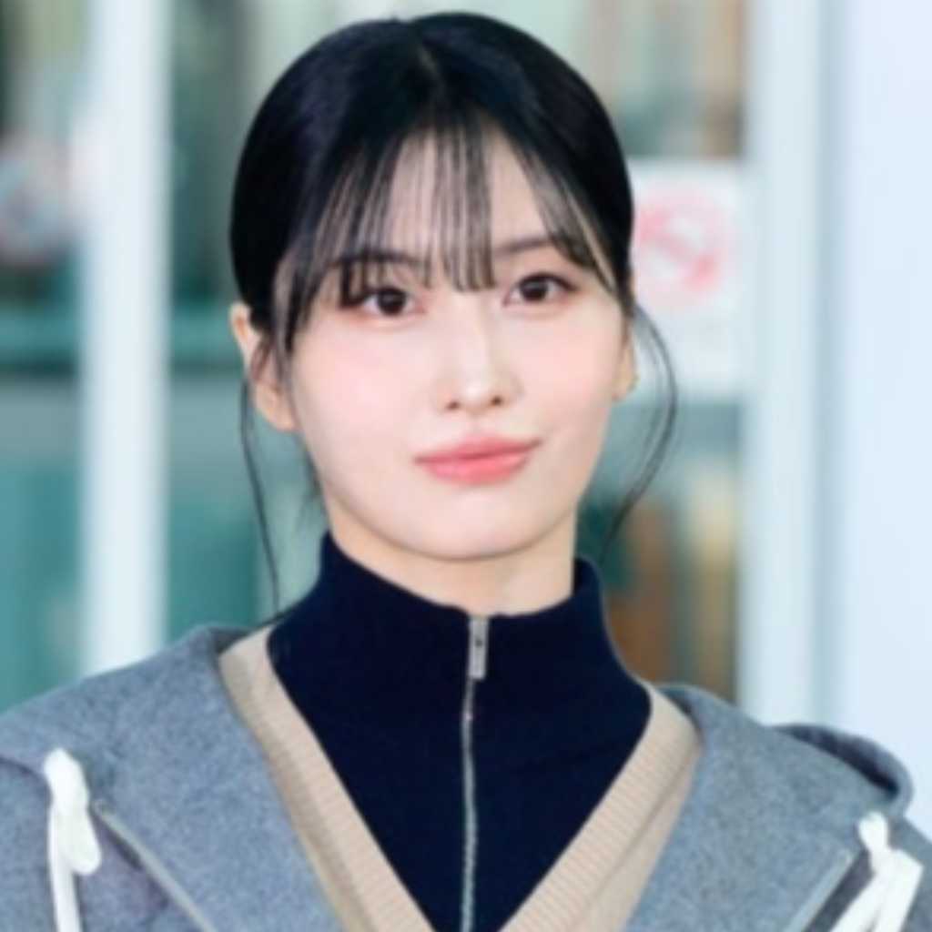 【PHOTO】TWICE モモ、ファッションウィークに出席するためフランスへ出国