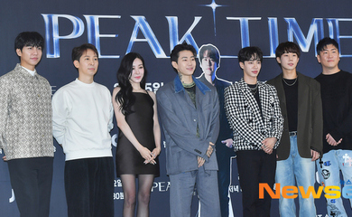 【PHOTO】少女時代 ティファニー＆パク・ジェボムら、新サバイバル番組「PEAK TIME」制作発表会に出席…イ・スンギは結婚後初の公の場