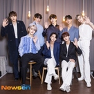 【PHOTO】PENTAGON、オンラインファンサイン会を開催…優しい笑顔でポーズ