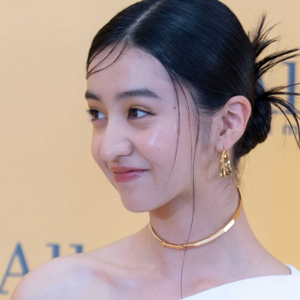 【PHOTO】Kōki,の可憐な佇まいからキュートな笑顔まで！韓国コスメのイベントに登場…美スタイル際立つ純白ワンピ姿