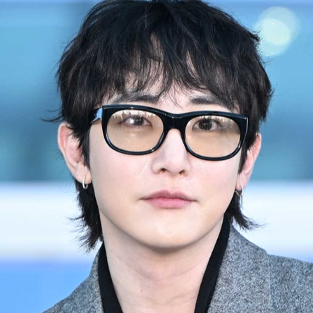 【PHOTO】イ・スヒョク、海外スケジュールのためフランスへ出国