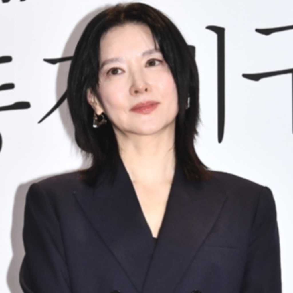 イ・ヨンエ、32年ぶりに演劇「ヘッダ・ガブラー」へ出演！