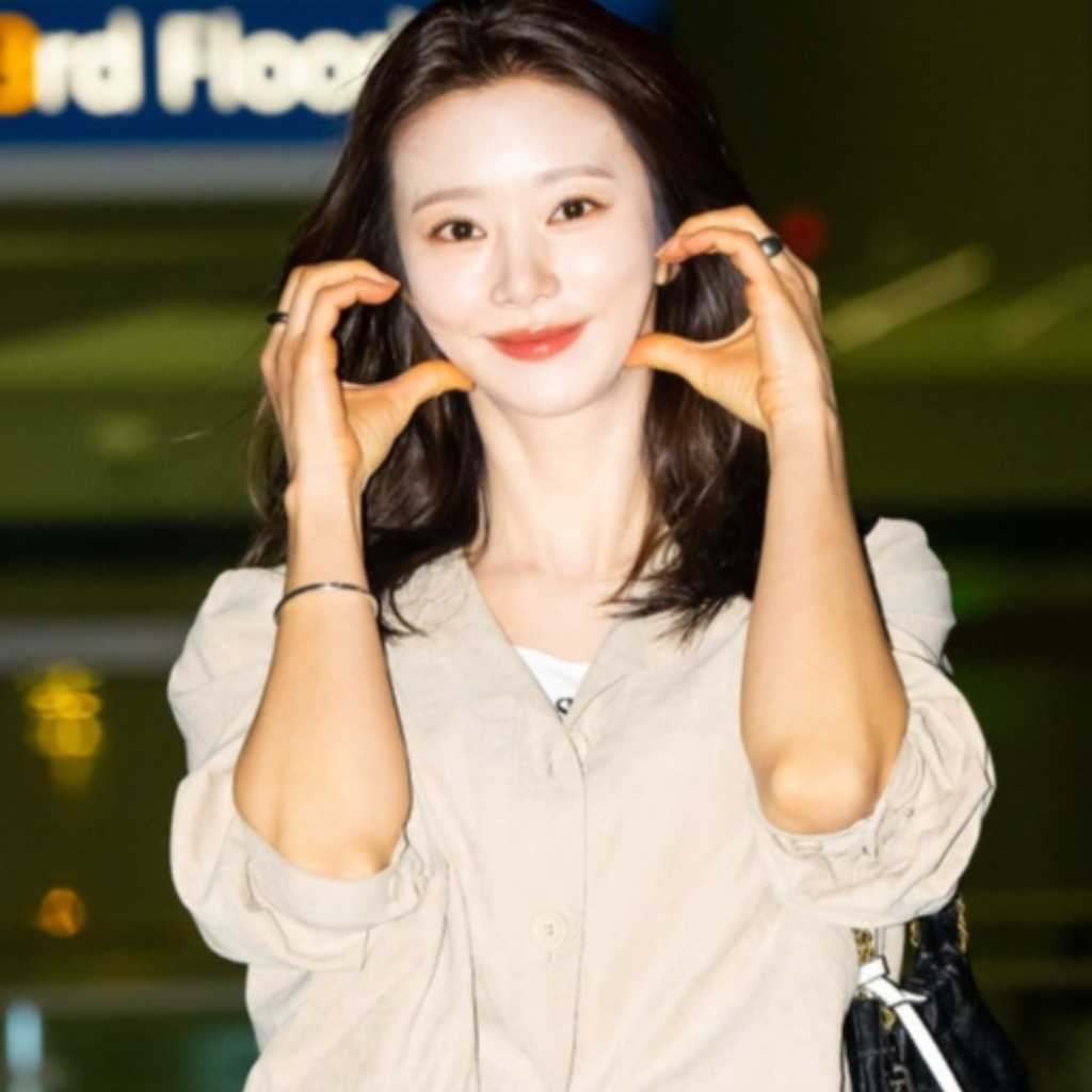 【PHOTO】イ・ジュビン、スケジュールのため日本へ…女神のような美しさ