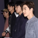 【PHOTO】ジス&EXO スホら、映画「グローリーデイ」舞台挨拶に登場“ファンと交流”