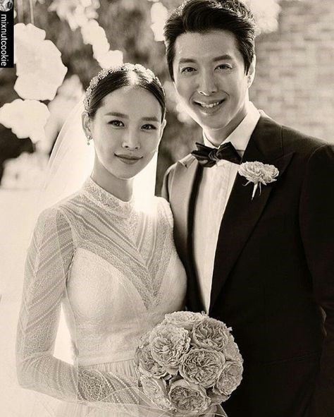 イ・ドンゴン、自身のSNSで結婚1周年を祝福…妻チョ・ユニへの変わらない愛をアピール Kstyle