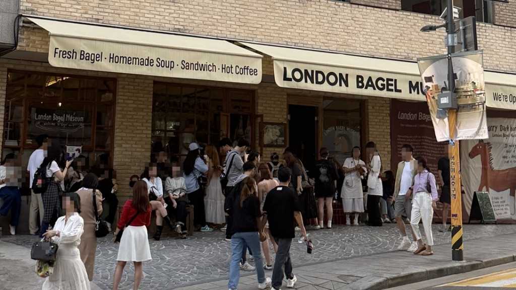 韓国の大人気ベーカリー20代スタッフが死去…「ロンドンベーグルミュージアム」で過労死疑惑