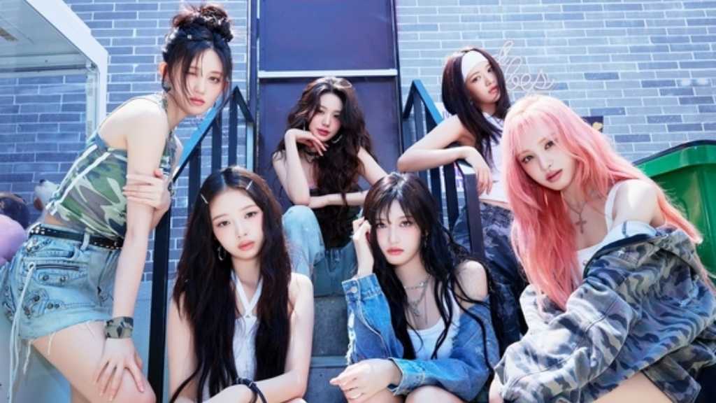 IVE、日本3rd EP「Be Alright」がオリコンランキングで初登場1位を獲得！
