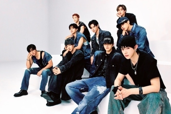 THE BOYZ ニュー 直筆サイン入り フォト プレゼント】THE BOYZ直筆サイン入りCDを2名様に！10thミニ
