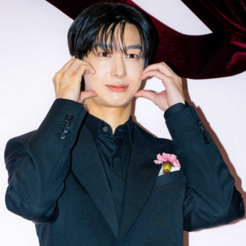 【PHOTO】MONSTA X ヒョンウォン＆MEOVV エラら、コスメブランド「M・A・C」ポップアップイベントに出席