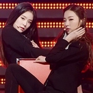 【PHOTO】Red Velvet「APAN STAR AWARDS」授賞式で祝賀ステージ披露