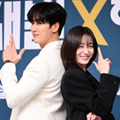 【PHOTO】アン・ボヒョン＆パク・ジヒョンら、新ドラマ「財閥 x 刑事」制作発表会に出席