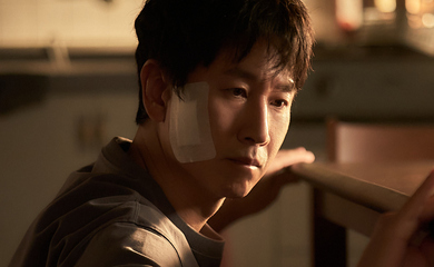 チョン・ユミ×イ・ソンギュンが仲睦まじく治療にあたる映画『スリープ』本編映像＆新場面写真をKstyle独占解禁！