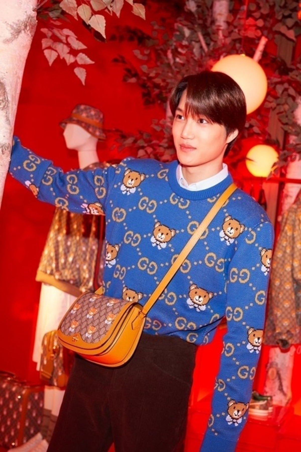 爆買い！ あーる様 GUCCI × EXO KAI グッチ テディベア パーカー