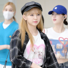 【PHOTO】Kep1er、ジャカルタでの音楽フェスを終えて韓国へ…可愛らしいTシャツに注目(動画あり)