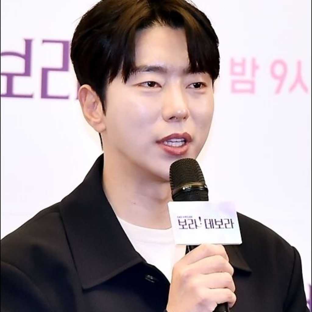 ユン・ヒョンミン、家庭環境を初告白…亡くなった父への深い愛情も「テレビに出る僕を見たがっていた」