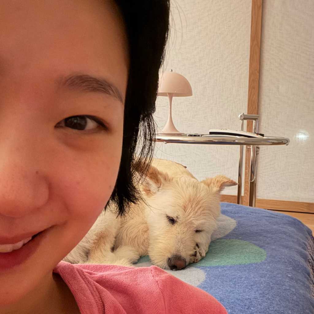 キム・ゴウン、愛犬ウォルとの別れを報告…インスタには約40枚の思い出の写真も