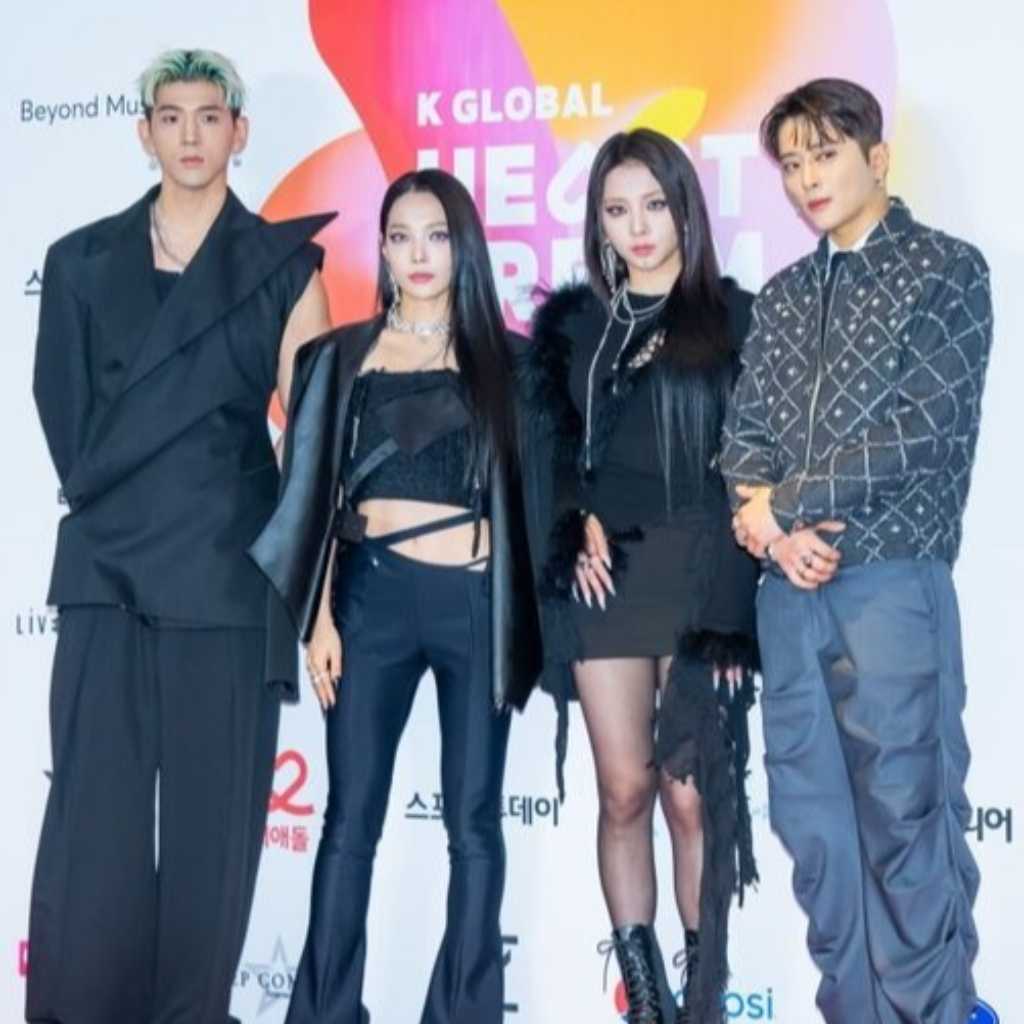 “活動終了を発表”KARD、8月8日にワールドツアーの幕開けとなるソウル公演を開催