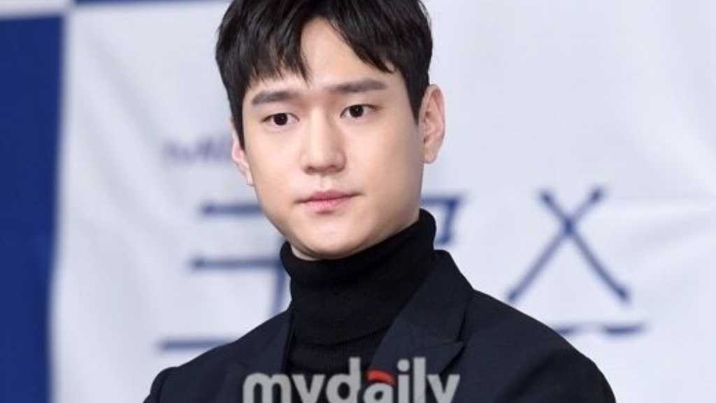 コ・ギョンピョ、急性胃炎と腸炎で搬送…ドラマ制作発表会の欠席理由を明かす（動画あり）