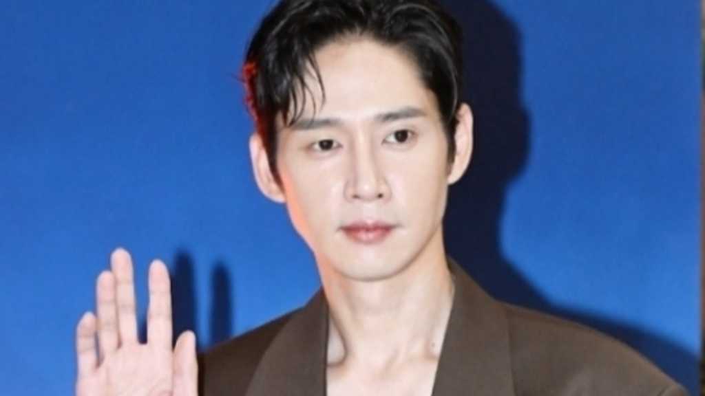 パク・ソンフン、新ドラマ「未婚男女の効率的な出会い」で復帰へ…ハン・ジミンらと共演