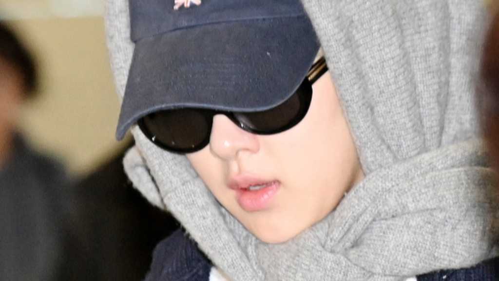 【PHOTO】BLACKPINK ロゼ、海外スケジュールを終えて韓国に到着