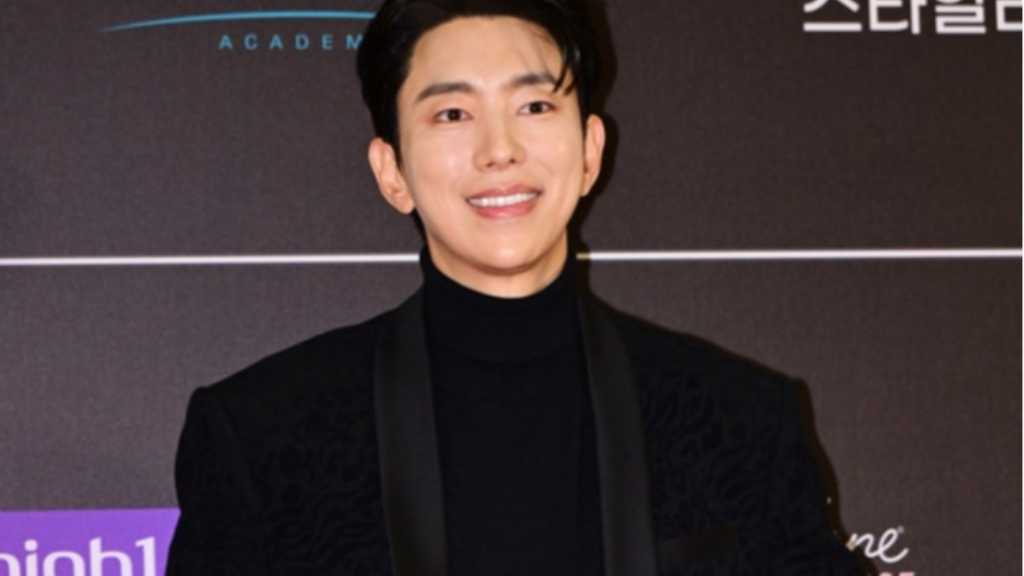 ユン・ヒョンミン、サウナで人命救助…救急隊に感謝も