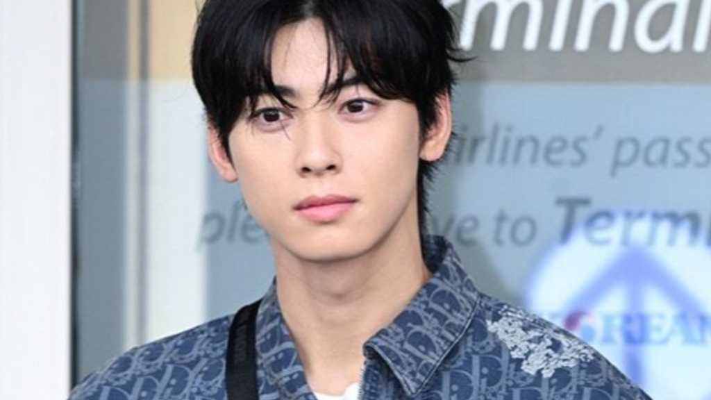 “入隊中”ASTRO チャウヌ、通話コンセプトのプロモーションが思わぬ事態に…事務所が被害者に謝罪