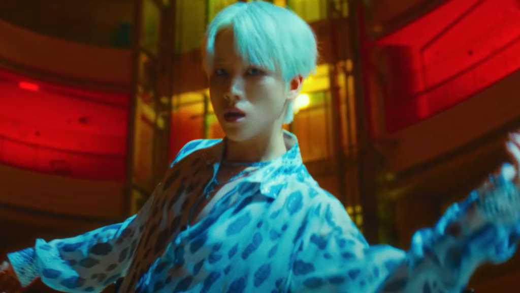 iKON ジナン、ダブルタイトル曲「OBEY」MV公開…強烈なカリスマ性