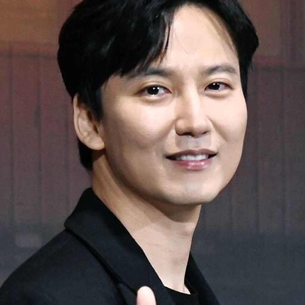 キム・ナムギル、今年も「宇宙最強ショー」を開催!ハ・ジョンウら豪華ゲスト集うチャリティー公演