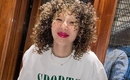 キム・ヒョナ、クルクルパーマヘアに変身…キュートな魅力溢れる写真を公開