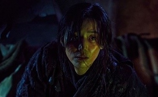 チョン・ジヒョン、Netflix「キングダム: アシンの物語」多様な感情が込められたスチールカットを公開