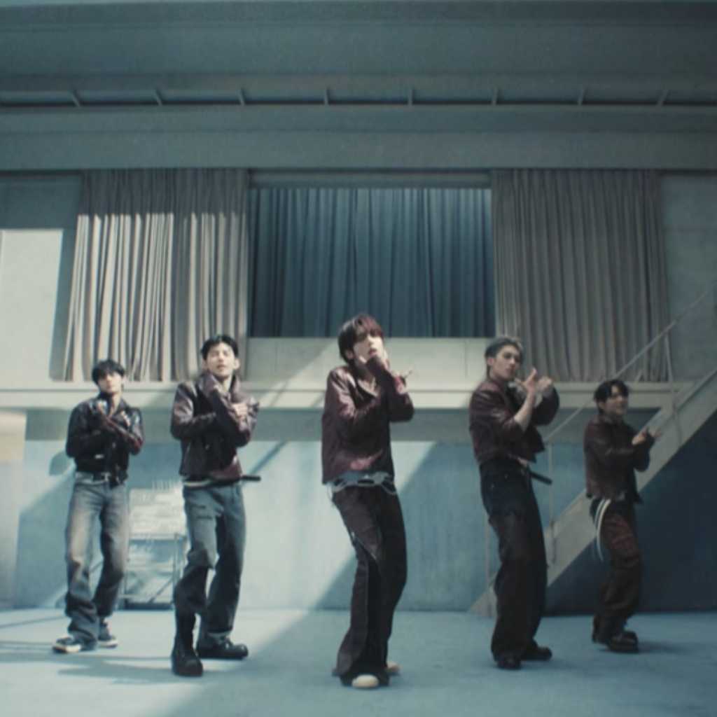 AND2BLE、タイトル曲「Curious」MV公開…洗練された世界観