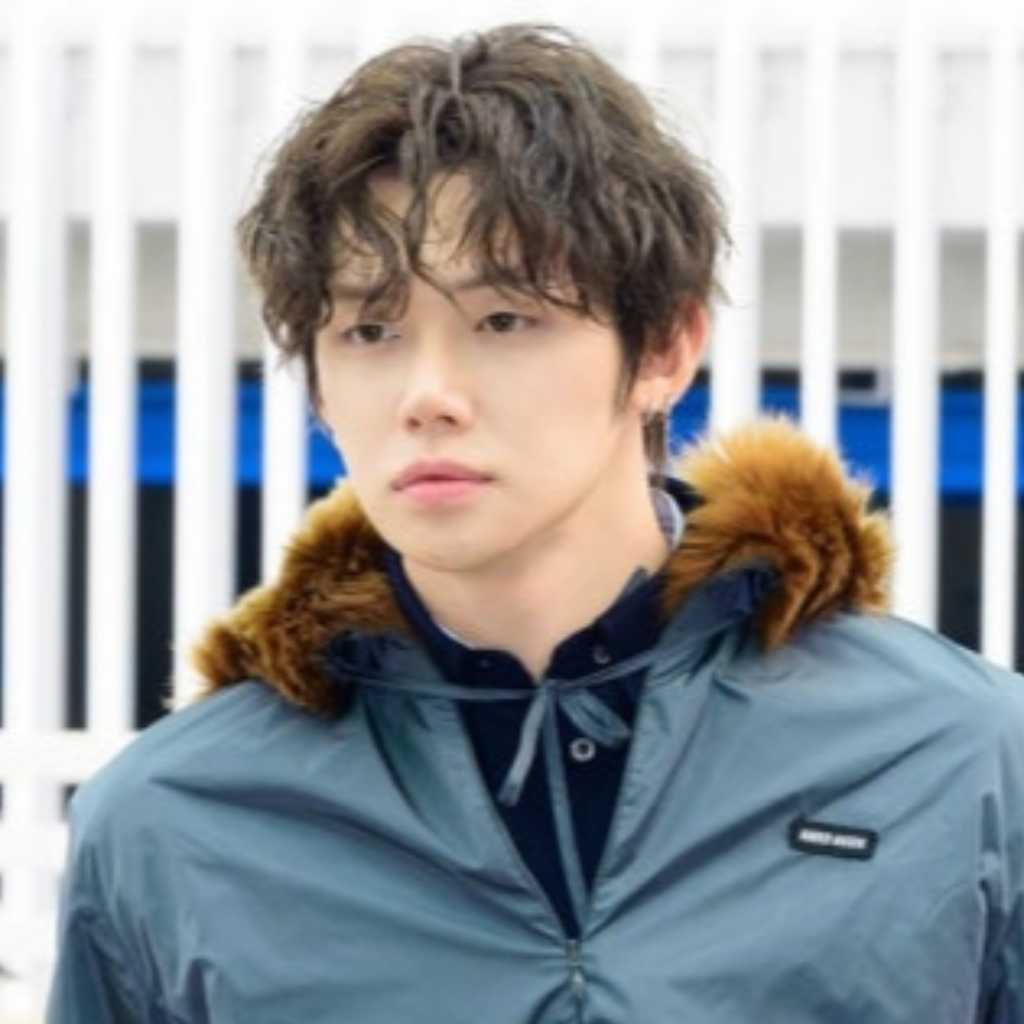【PHOTO】TXT ヨンジュン、ファッションウィークに出席するためフランスへ出国