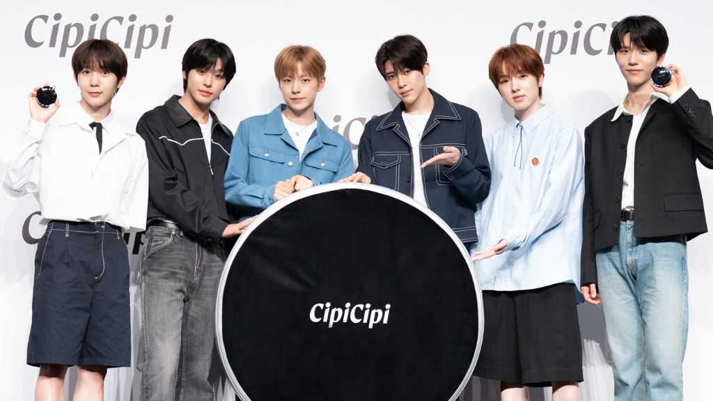 【PHOTO】NCT WISH、来日イベントで爽やかな魅力全開！自分たちの写真に「恥ずかしい」とはにかみ笑顔