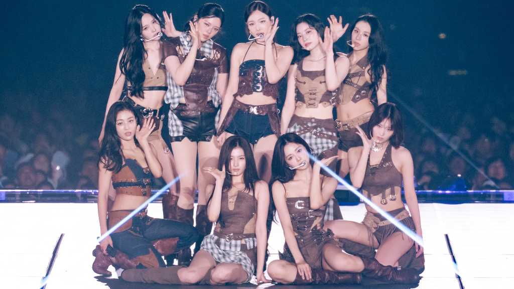 TWICE、40万人を魅了した日本公演が東京ドームでフィナーレ！2026年春の追加公演をサプライズ発表