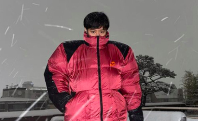 チョン・ジョンミョン、小顔ぶりに衝撃！近況ショットが話題に…「肩幅もすごい」と驚きの声