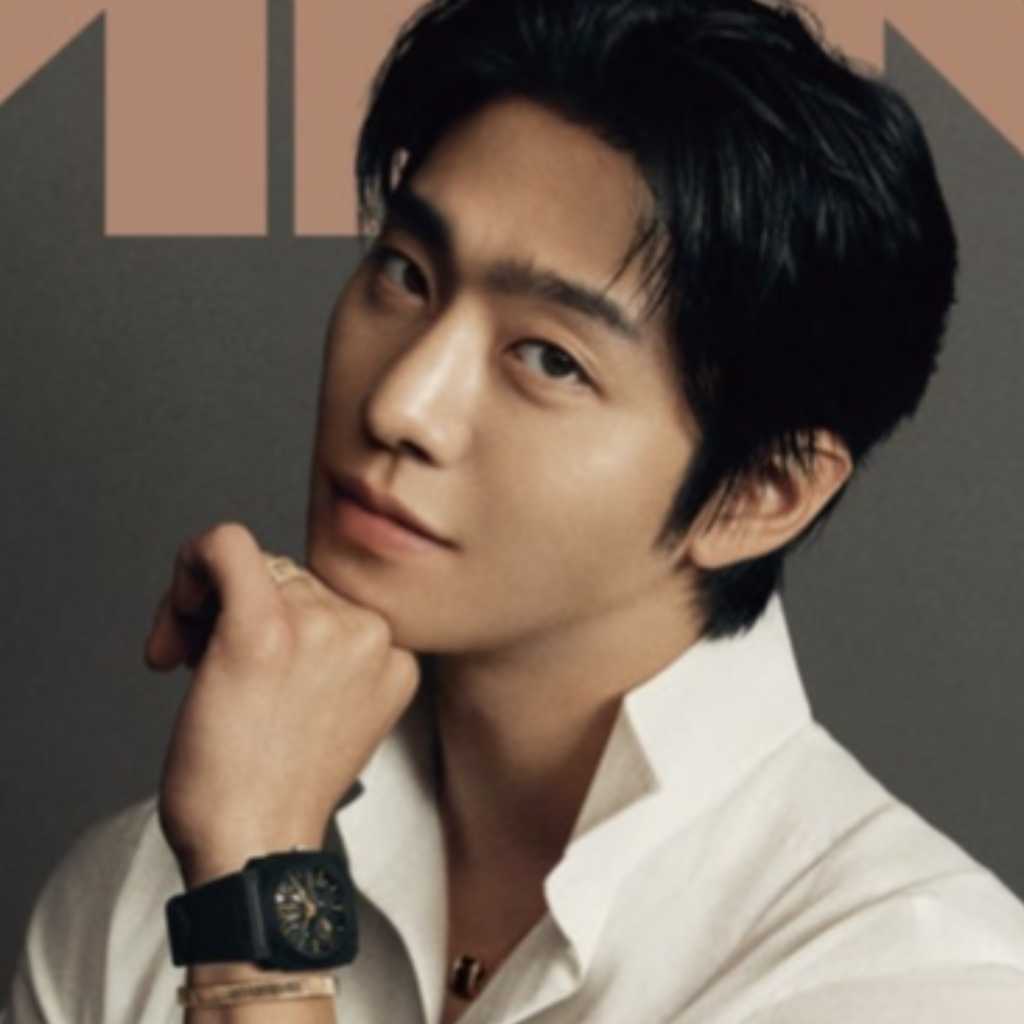 アン・ヒョソプ、完成された美男の真髄「自分がどうやって年を取っていくのか気になる」