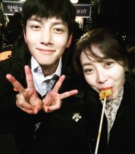 ソン ユナ チ チャンウクとのツーショットを公開 あなたは最高だったよ Kstyle