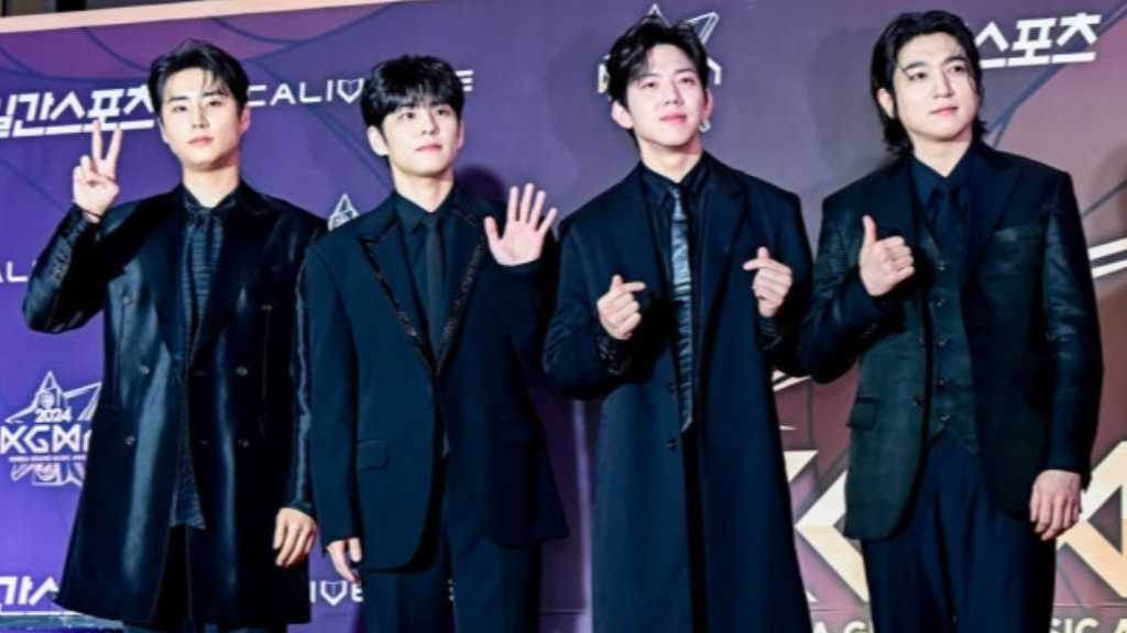 DAY6、公演会場で過度な本人確認・パワハラも？議論うけJYPが謝罪