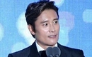 イ・ビョンホン「2016 APAN STAR AWARDS」でグローバルスター賞を授賞“韓流が物凄く成長している”