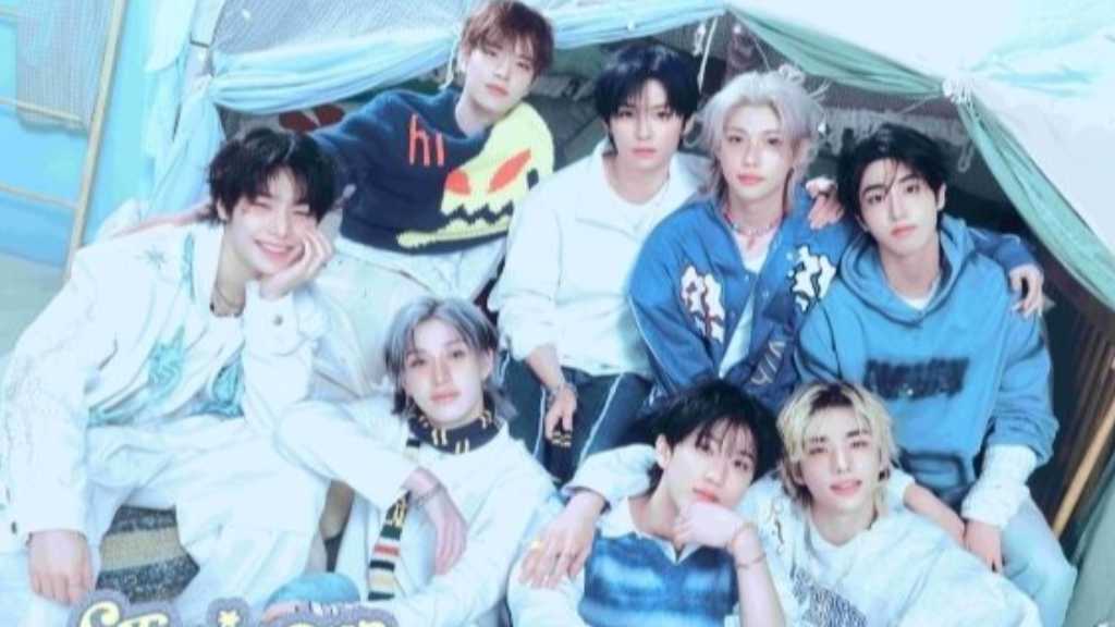 Stray Kids、デビュー8周年記念ファンミーティングを開催決定！オンライン生中継も実施