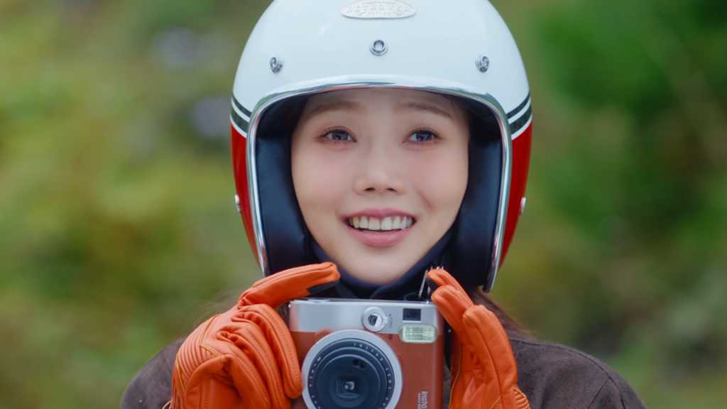 OH MY GIRL ヒョジョン、ソロ曲「Maybe Unfinished」MV公開…自分だけの道を探す旅路を描く